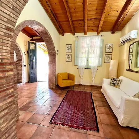 Apartment Di Loco Castro Agnone Bagni